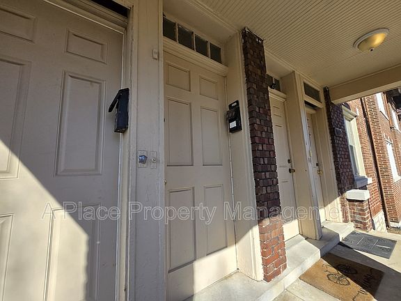 3rd image of 3145 Halliday Ave