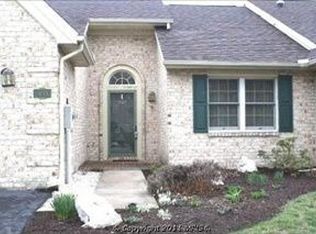 1040 Orchard Dr, Chambersburg, PA