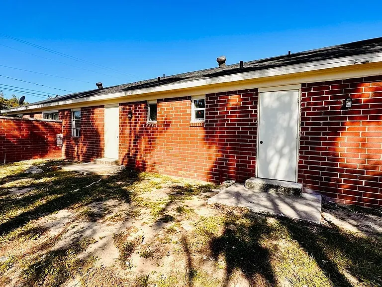 390 W Haines Blvd #8 — Photo 8