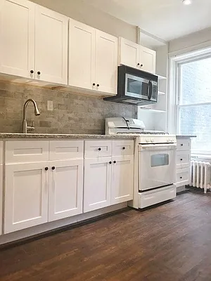 Rented by Azure Realty NY LLC | media 10