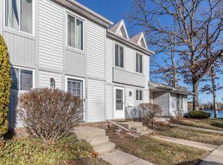 1968 Lac Du Mont Dr, Haslett, MI 48840