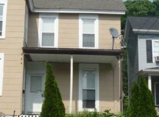 303 1st St, Slatington, PA 18080