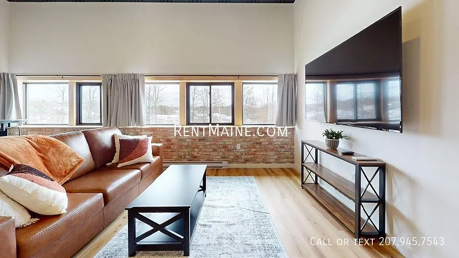 1 bed, 721 sqft, $1,600 — Photo 4
