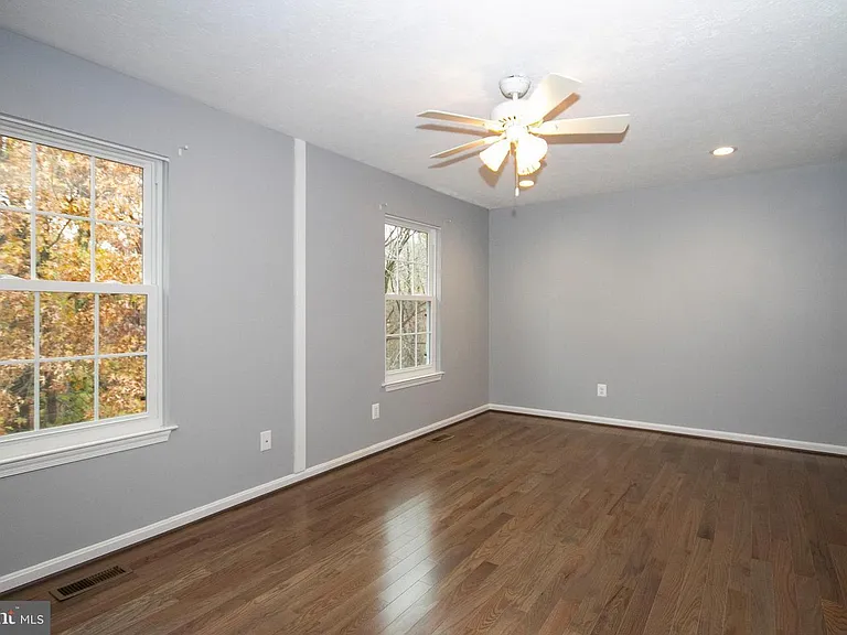 9432 Loch Leven Ct — Photo 10
