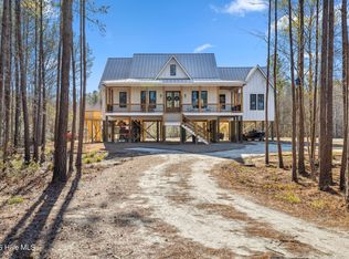 903 Equine Landing Dr, Rocky Point, NC 28457