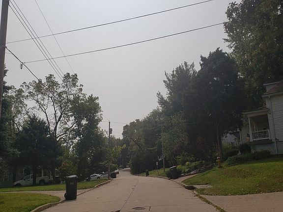5th image of 3824 Waco Dr