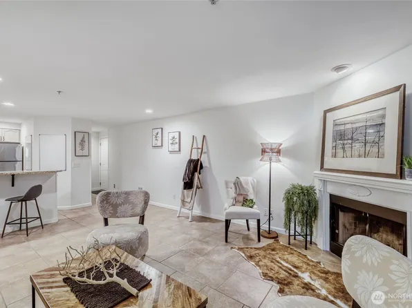 15805 Waynita Way NE #D107, Bothell, WA 98011