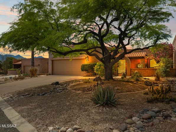 1899 W Via De La Gloria, Green Valley, AZ 85622