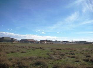 712 N Road 11, Worland, WY 82401