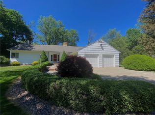 450 Ridgemont Dr, Rochester, NY 14626