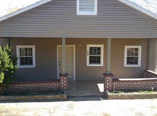 205 W 3rd St, Heavener, OK 74937