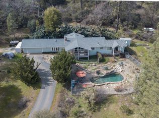 2692 Oak Lane Dr, Rescue, CA 95672