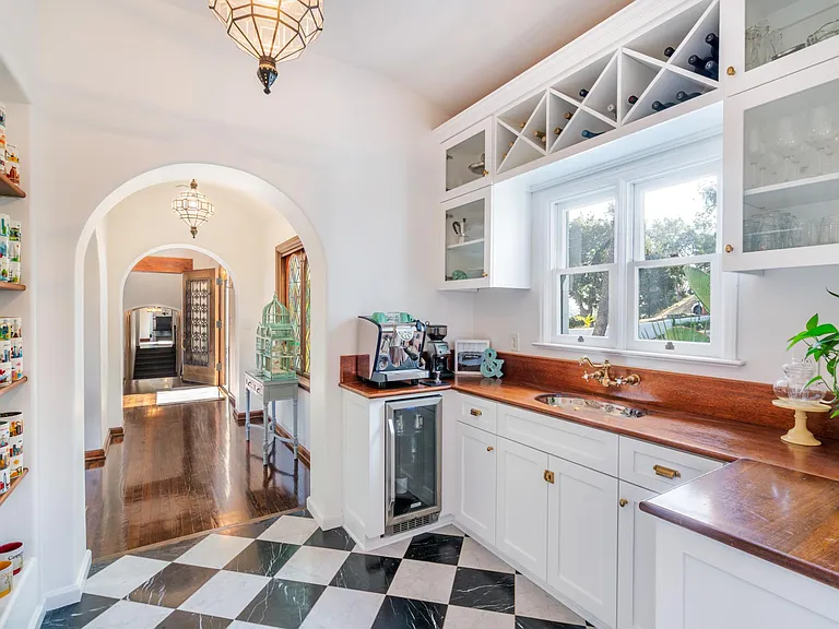150 Fern Dr — Photo 16