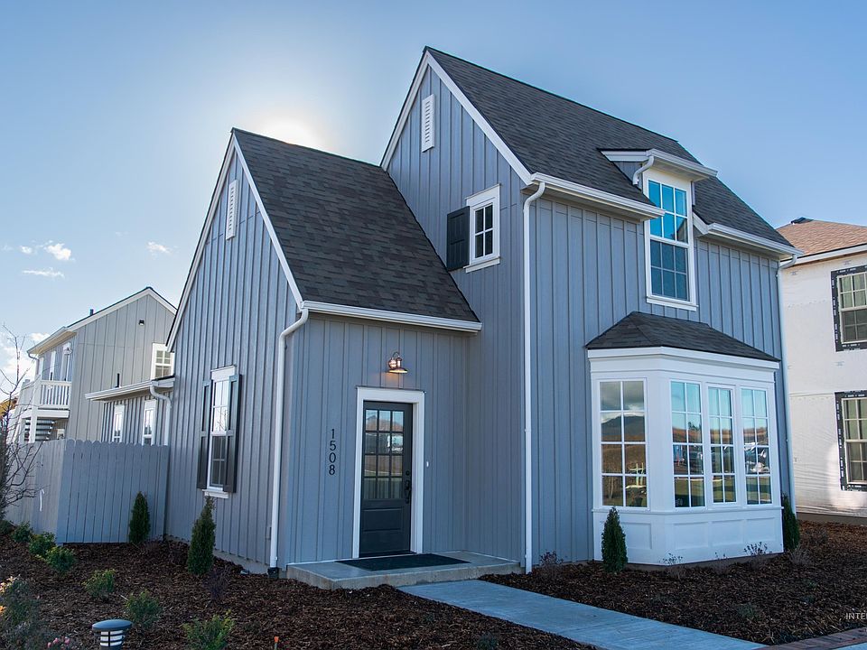 1st image of 1508 Picotee Circle Clover