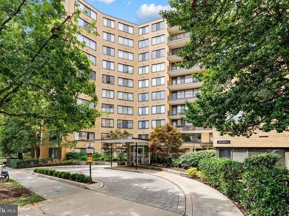 4740 Connecticut Ave NW APT 1015, Washington, DC 20008