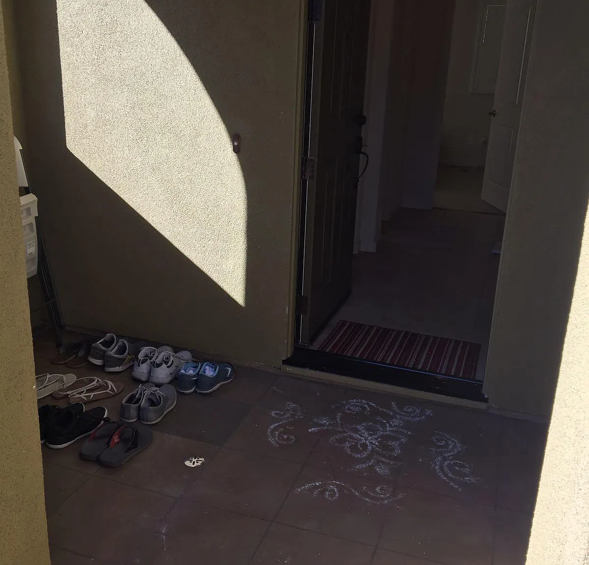 185 Lucy Ln — Photo 3