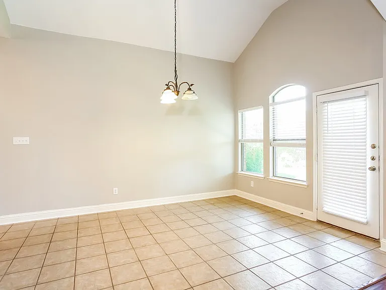 206 Cox Dr — Photo 10