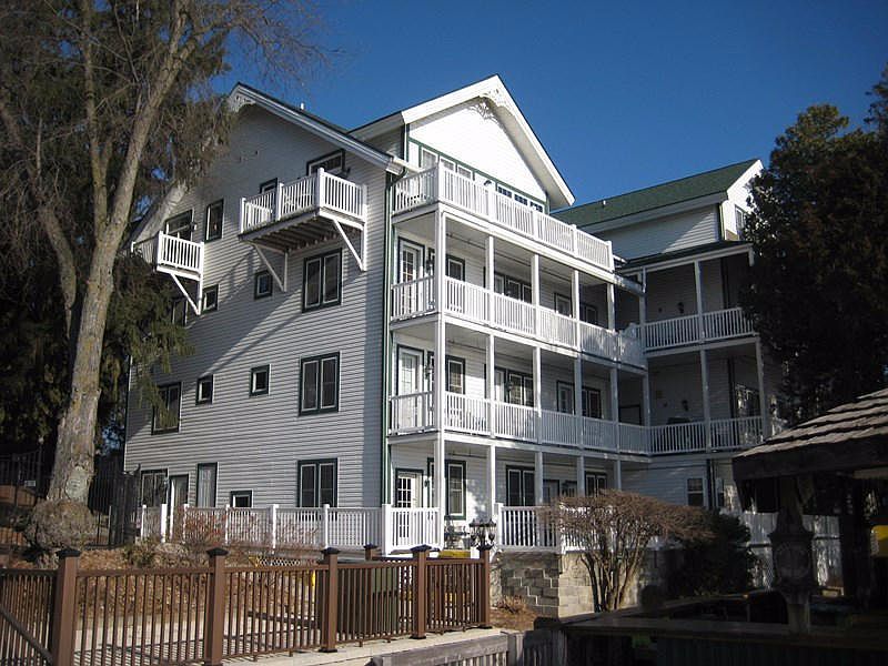 1st image of 281 Victorian Village Dr APT 33