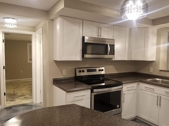 2nd image of 3451 Jarvis St #1