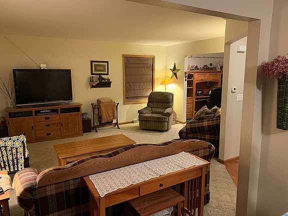 3rd image of 1509 Fernwood Dr