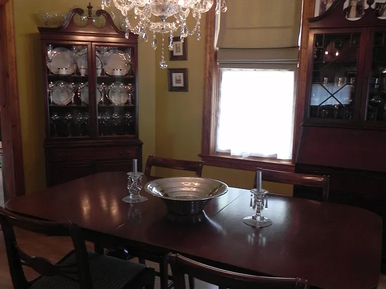 1301 W 9th St — Photo 4