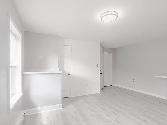 2nd image of 869 W Lombard St