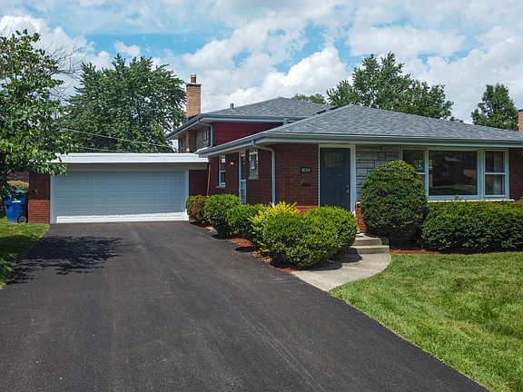 2nd image of 9054 W 92nd Pl