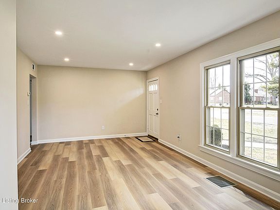 5th image of 3047 Bon Air Ave