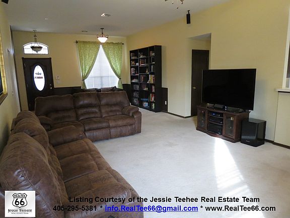 2nd image of 16300 Seminole Creek Cir