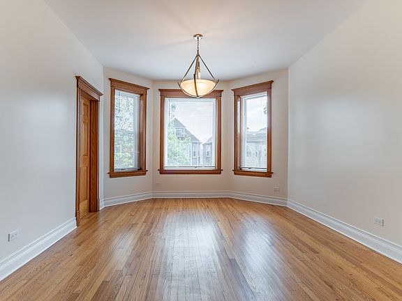 3rd image of 2254 N Avers Ave #2