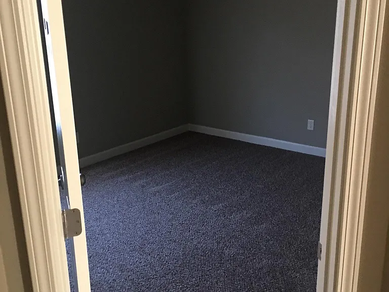 6025 Noble Rd — Photo 12