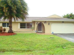 1126 SE 19th Ln, Cape Coral, FL 33990