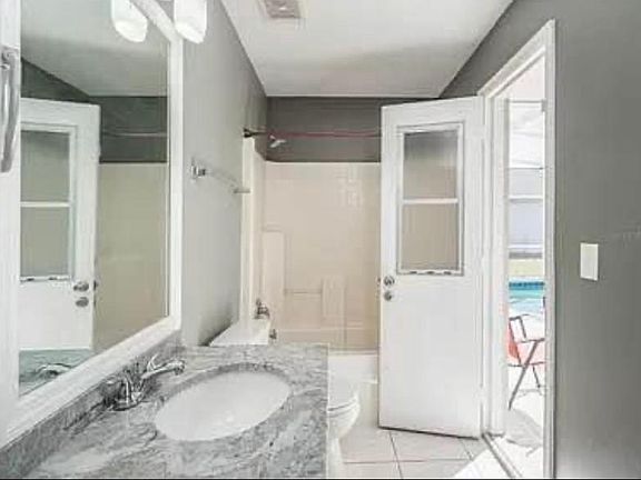 5th image of 17406 Woodcrest Way
