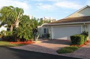 5th image of 3252 Lakeshore Dr