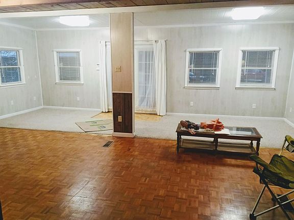 Extra space for office, fitness equipment or crafting.