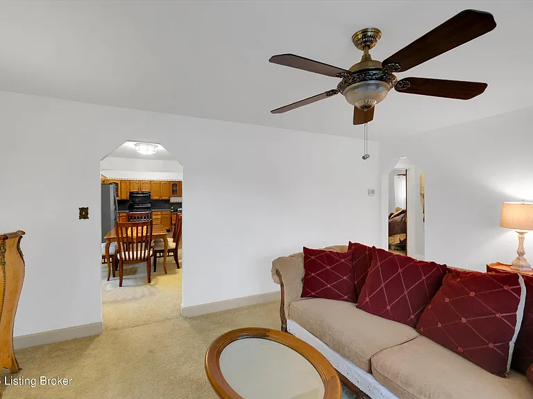 3534 Algonquin Pkwy — Photo 14