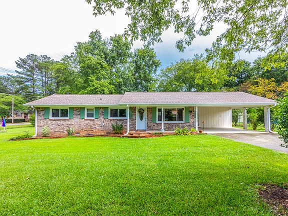 2nd image of 3298 Villa Ln