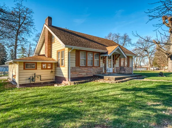 13900 Butternut St, Cedar Lake, IN 46303