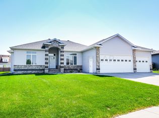 4180 Houkom Ct S, Fargo, ND 58104