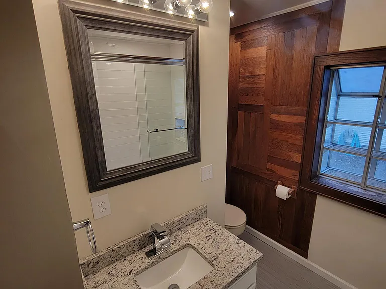 1047 N Coolidge Ave — Photo 29