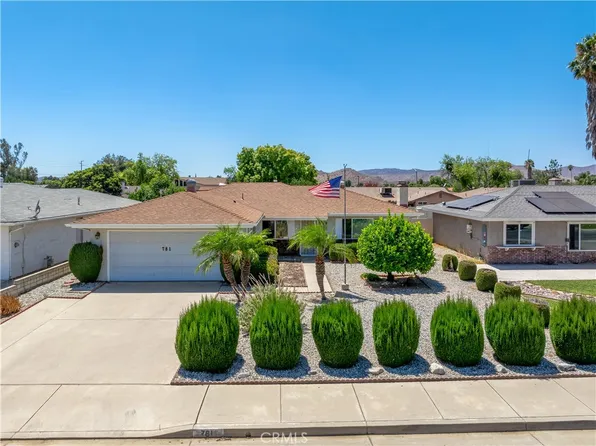 781 Somerset Ct, Hemet, CA 92545