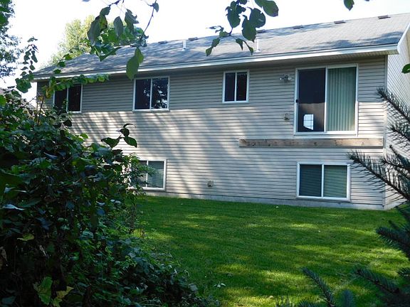 3rd image of 23545 Heather St NW