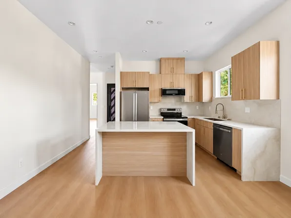 607 Wolfskill St #A, San Fernando, CA 91340