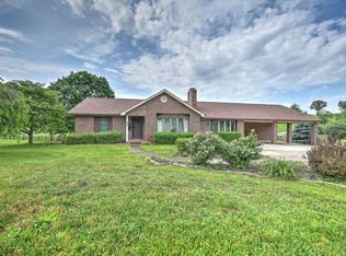 1270 Lloyds Chapel Rd, Mount Carmel, TN 37645