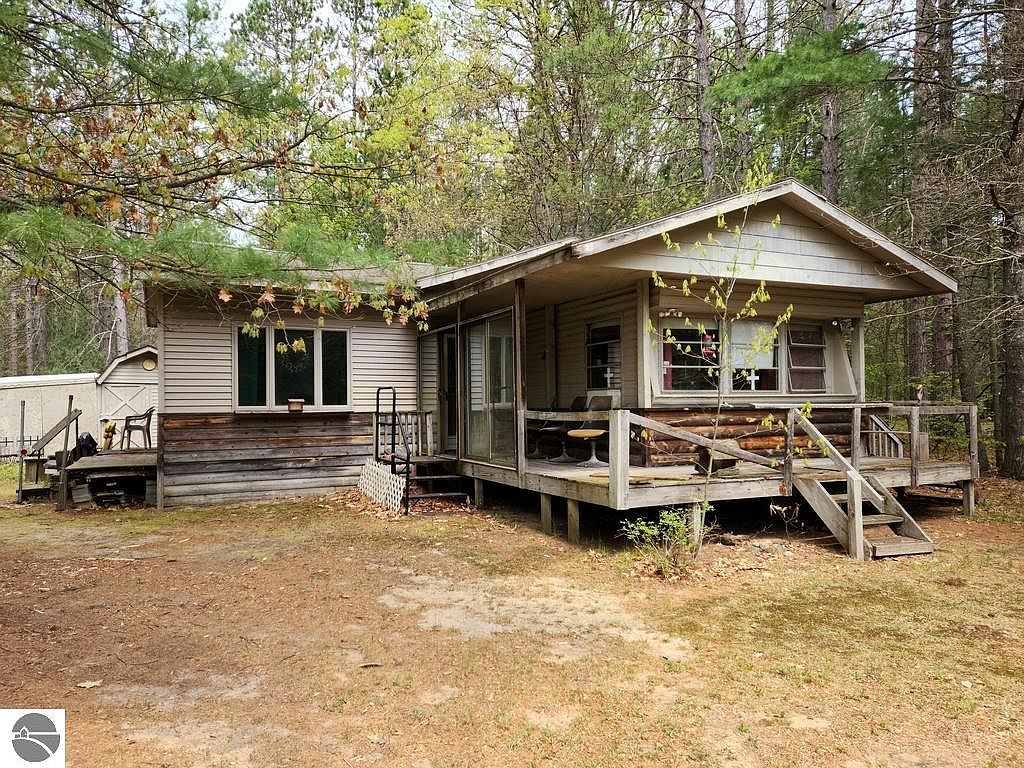 11641 Franklin St, Kalkaska, MI 49646 Zillow