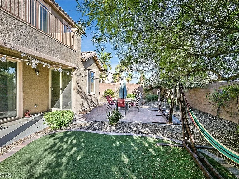 7219 Lavender Rose Ave — Photo 32