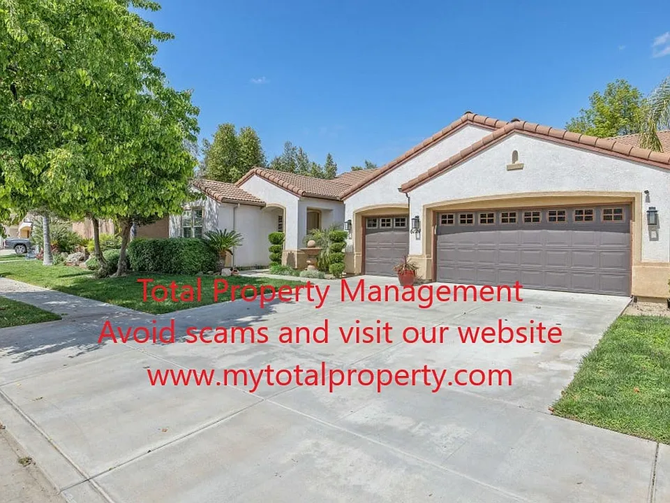 6124 W Delaware Ct