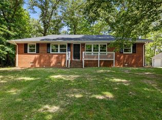 6286 McClellan Rd, Mechanicsville, VA 23111