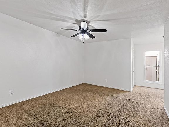 3rd image of 772 Dove Cir