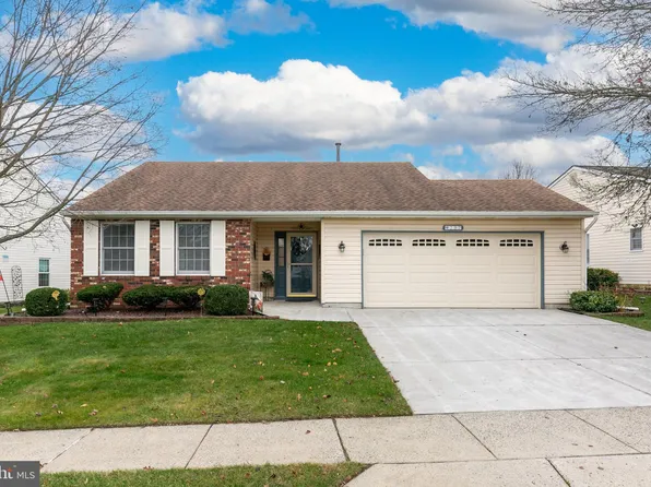 237 Wagon Wheel Ln, Columbus, NJ 08022